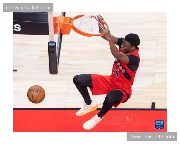 赛后通讯:猛龙更衣室气氛凝重,主帅谈失利源于篮板保护不力 赛后通讯:猛龙更衣室气氛凝重,主帅谈失利源于篮板保护不力